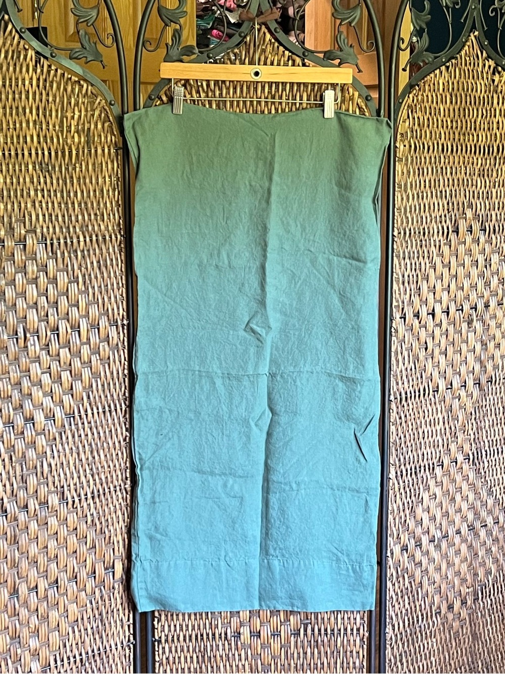 Linen Crate&Barrel Body Pillowcase 19.5 x 38”